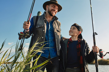 to drenge fisker
